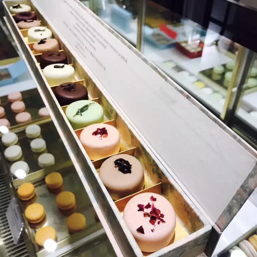 迪士尼中秋月饼礼盒推荐,中秋酒店月饼大赏