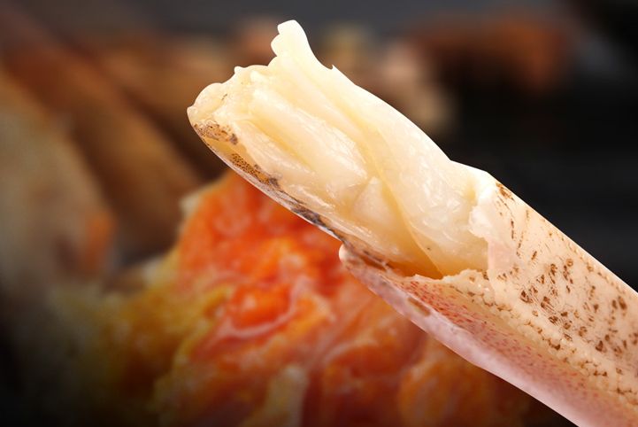 「团购」中秋送礼必备！价格低质量好的阳澄湖大闸蟹要去哪里买呢？这只来自阳澄湖的鲜活大闸蟹肥美爆膏正当时，错过等一年！