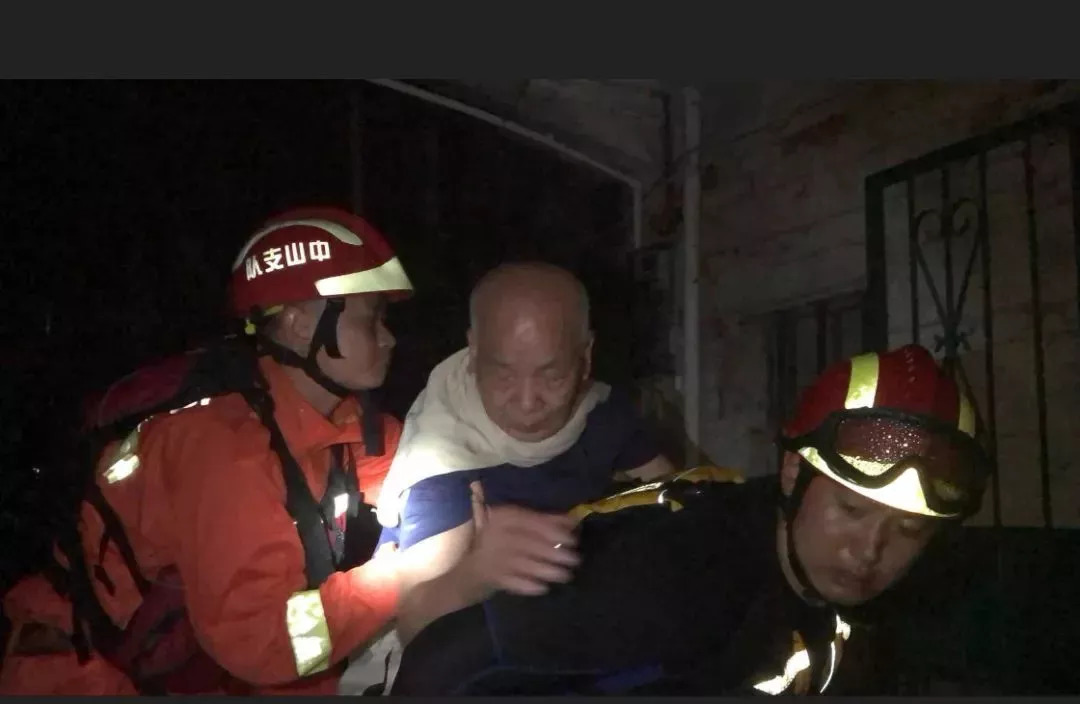 最新台风山竹什么时候减弱,山竹登陆后什么时候减弱