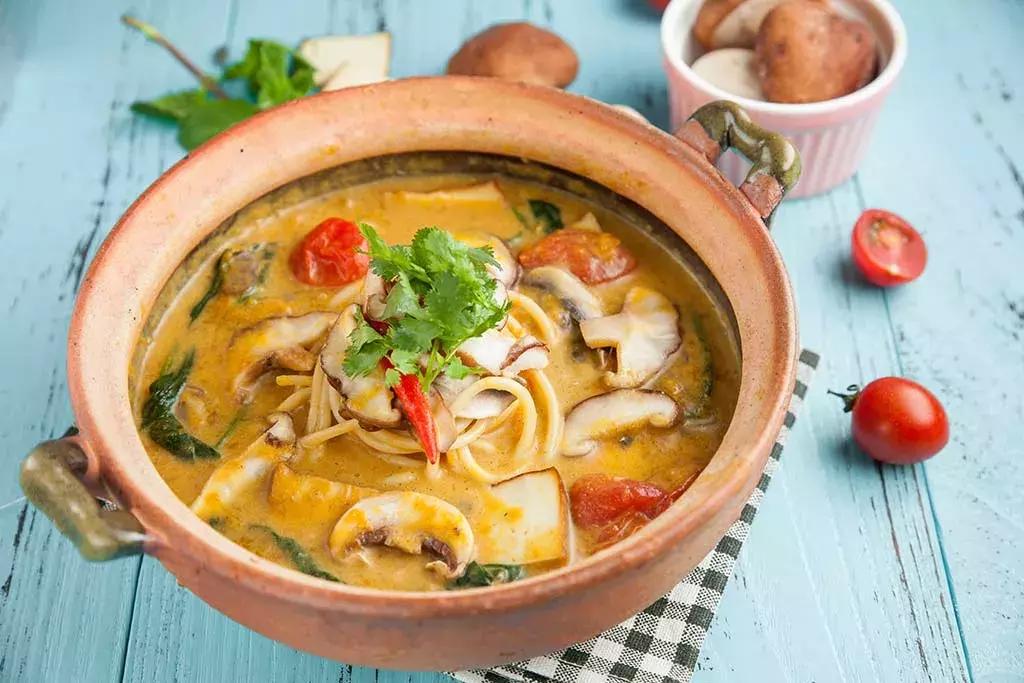 新晋高颜值商场LuOne来了!风铃幕墙穹顶天窗……一站式满足