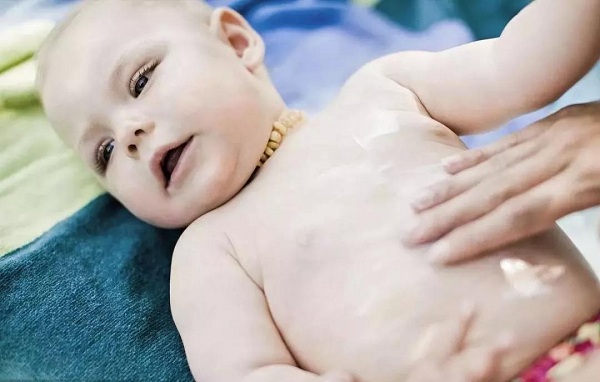 新生婴儿皮肤过敏怎么处理,新生儿皮肤过敏怎么处理