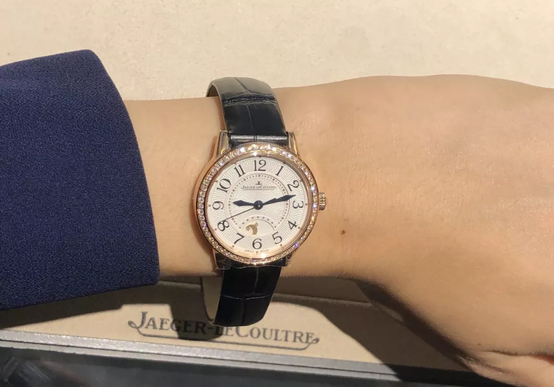 20万左右表,20万的表5万差价要不要在国外买