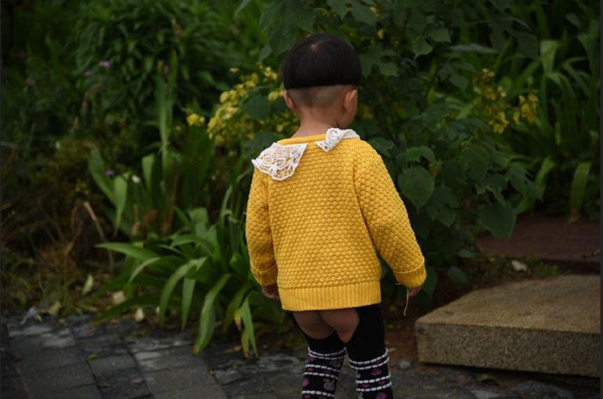 上幼儿园后，不要给孩子穿这四种衣服，老师反感，孩子遭罪