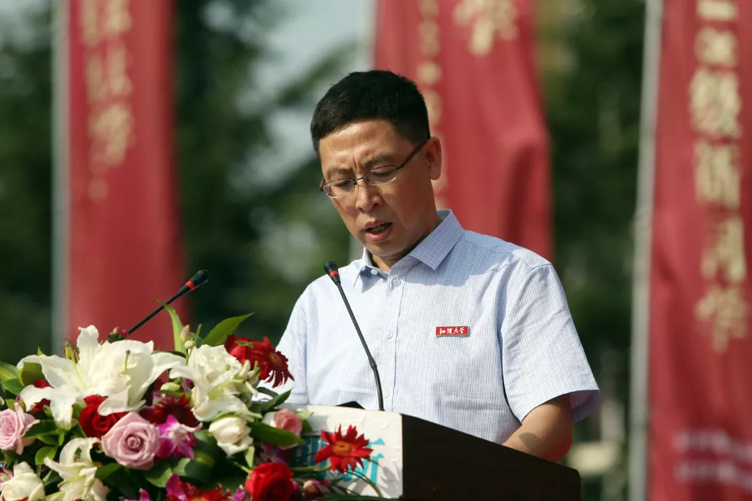 大学的样子目标责任自律求学