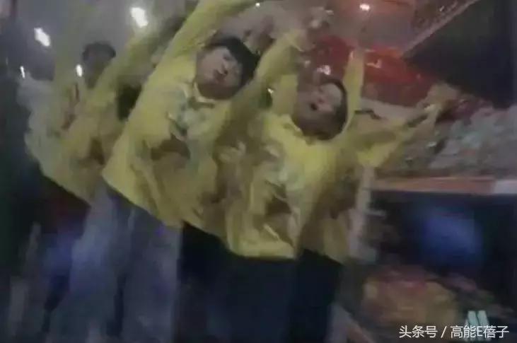 《你的孩子不是你的孩子》:明明是亲生,为何却成了妈妈的遥控器