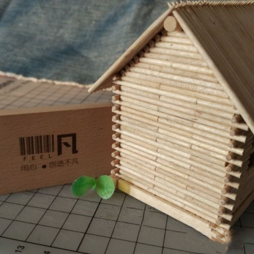 用牙签制作精美小木屋的视频,如何用牙签做成小木屋教程