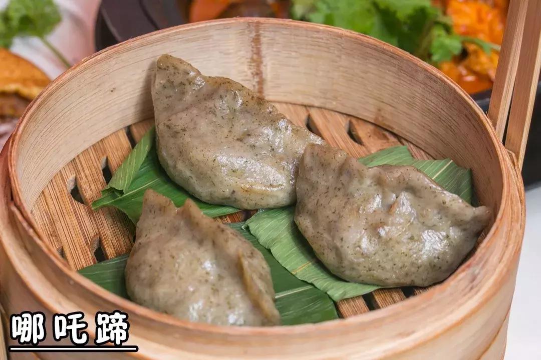 6.8折！陆家嘴惊现1家“网黄餐厅”，人均40+吃哭老板！