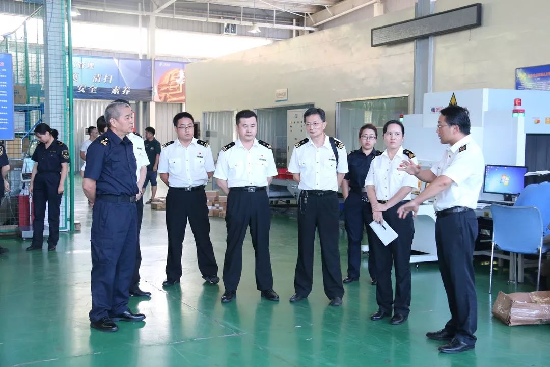 非洲猪瘟丨这个省境内连报8起……海关采取这样一些最严格的口岸防控措施