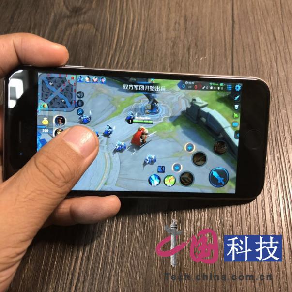 黑鲨左右游戏手柄评测,黑鲨第二代有线耳机评测