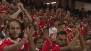 足球场上令人感动的瞬间图文,足球场上令人敬佩的瞬间