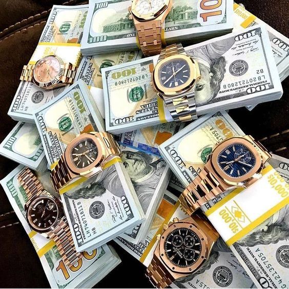 如果你是CELINE的老板会因为换了设计师就不卖自家爆款了吗？