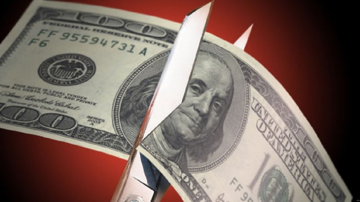 俄运回美元现钞,俄罗斯派出军用飞机运送物资