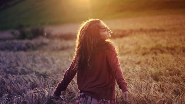 向女孩表白她说为什么该怎么回,向喜欢的女孩表白她回答我有点懵
