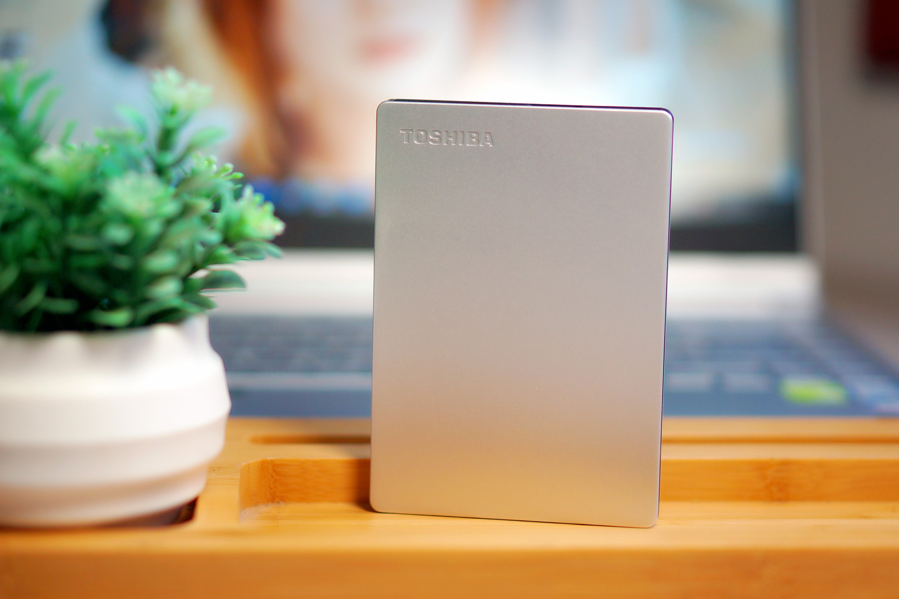 东芝canvioslim移动硬盘,东芝超薄机械硬盘质量