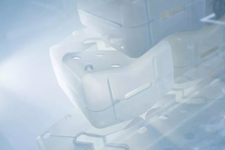 这位设计师的脑洞也是真够逆天的,这位设计师太有才了