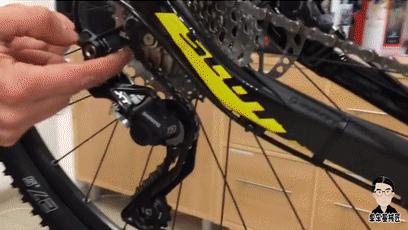 shimano电子后拨自动保护功能,shimano后拨微调