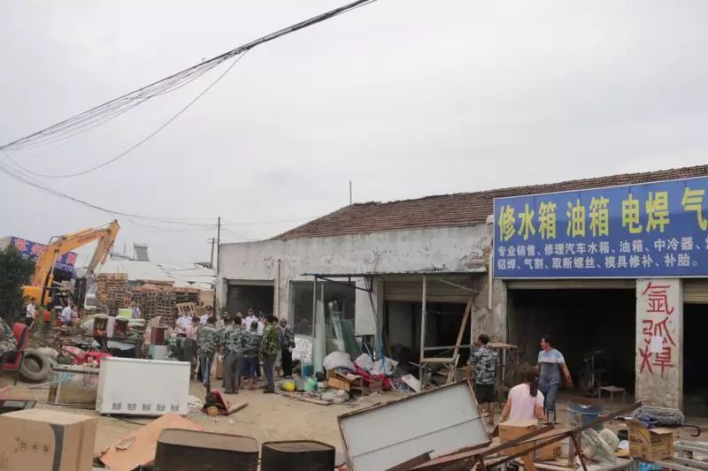 城步重拳整治违建乱象,天马相城违建拆除视频