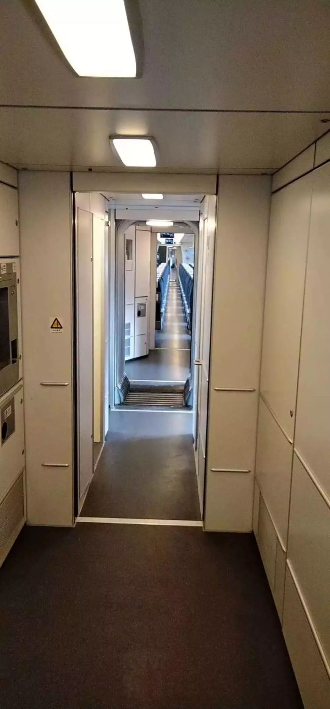 哈佳铁路施工现状,哈佳铁路为什么是动车