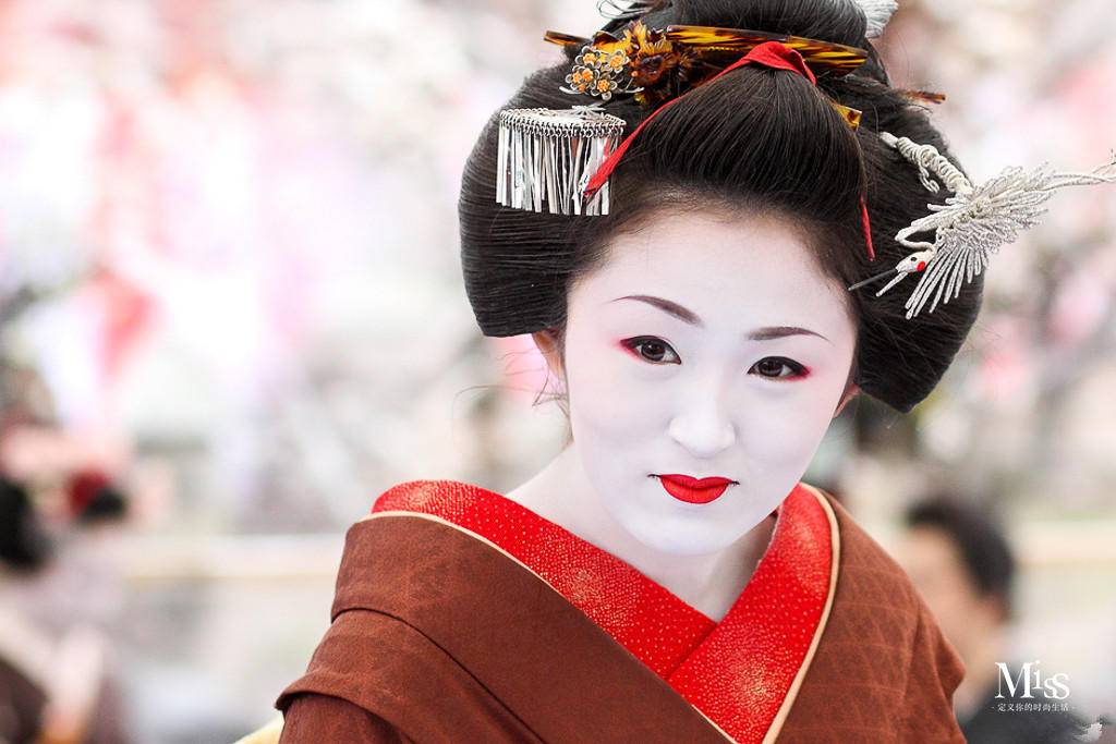 日本艺伎妆有哪些特点,日本艺伎妆是干什么的