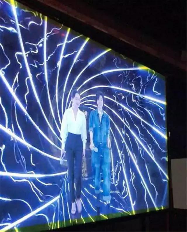 女性为什么喜欢越长大越好,为什么有人对异性和同性都有感觉