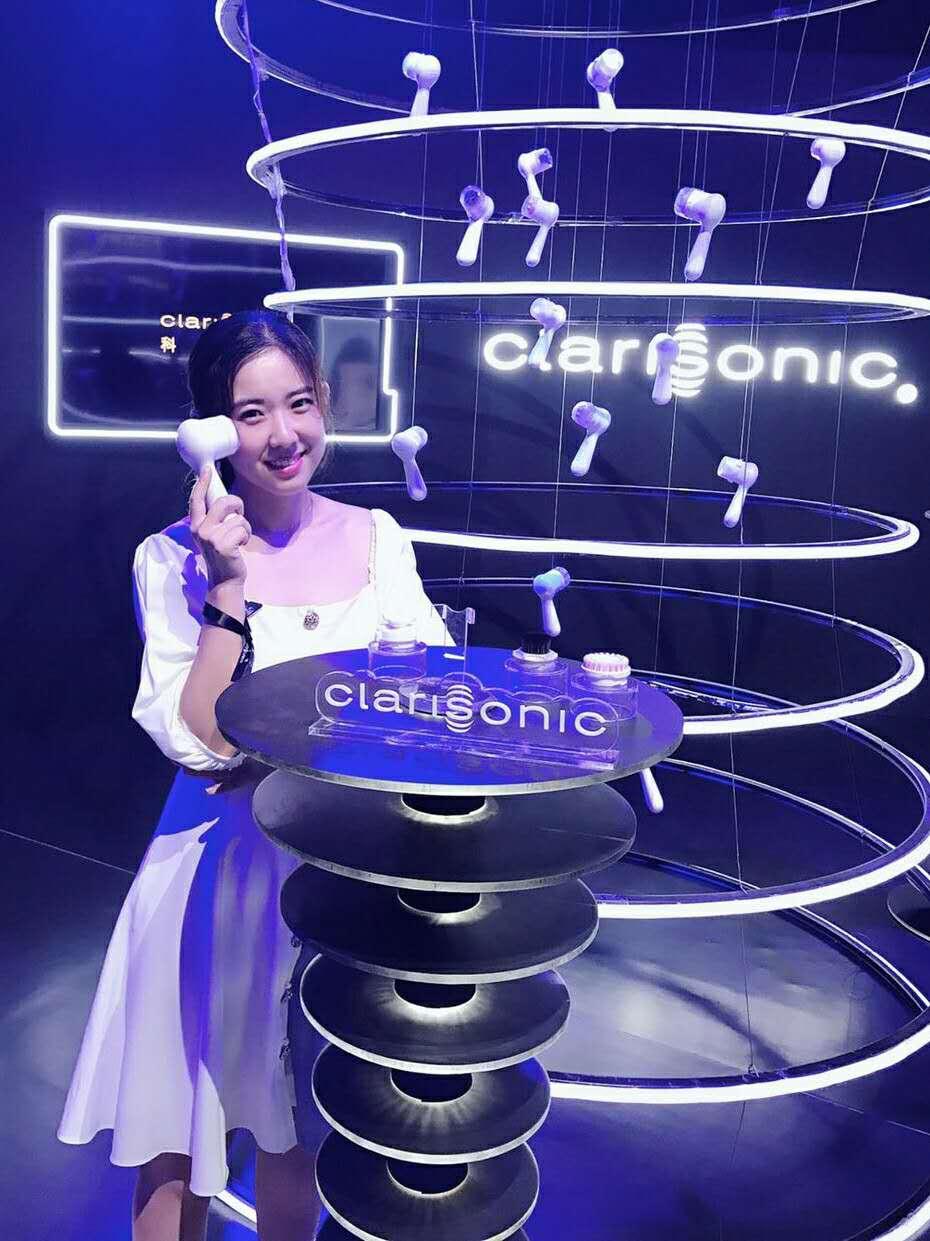 想要锦鲤奚梦瑶的好运和颜值，先在脸上下功夫4款人气美容仪推荐