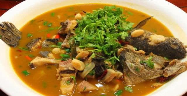 家庭炖鱼最简单的方法,这样炖鱼才是人间极品