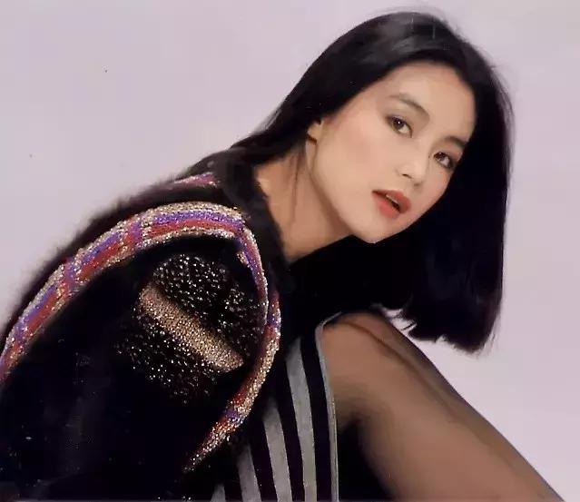 林青霞现场谈及婚姻现状很坦诚,林青霞是否真离婚