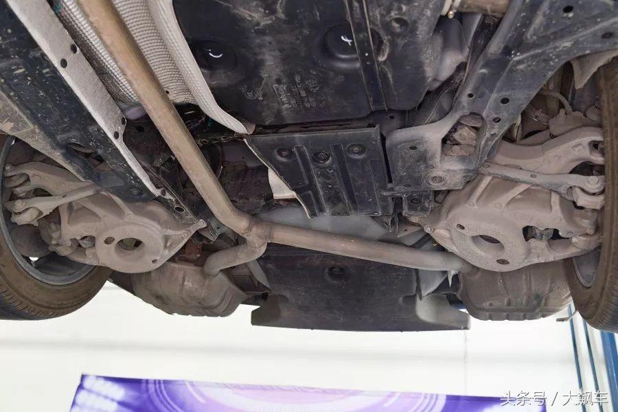 蒙迪欧高功率2.0t跟bba2.0t有可比性,蒙迪欧底盘吊打bba