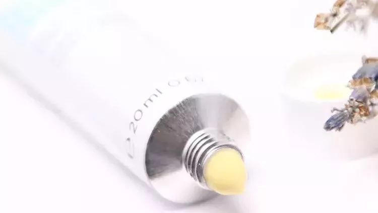 17岁学生党去黑眼圈眼袋眼霜平价,便宜超好用的六款眼霜