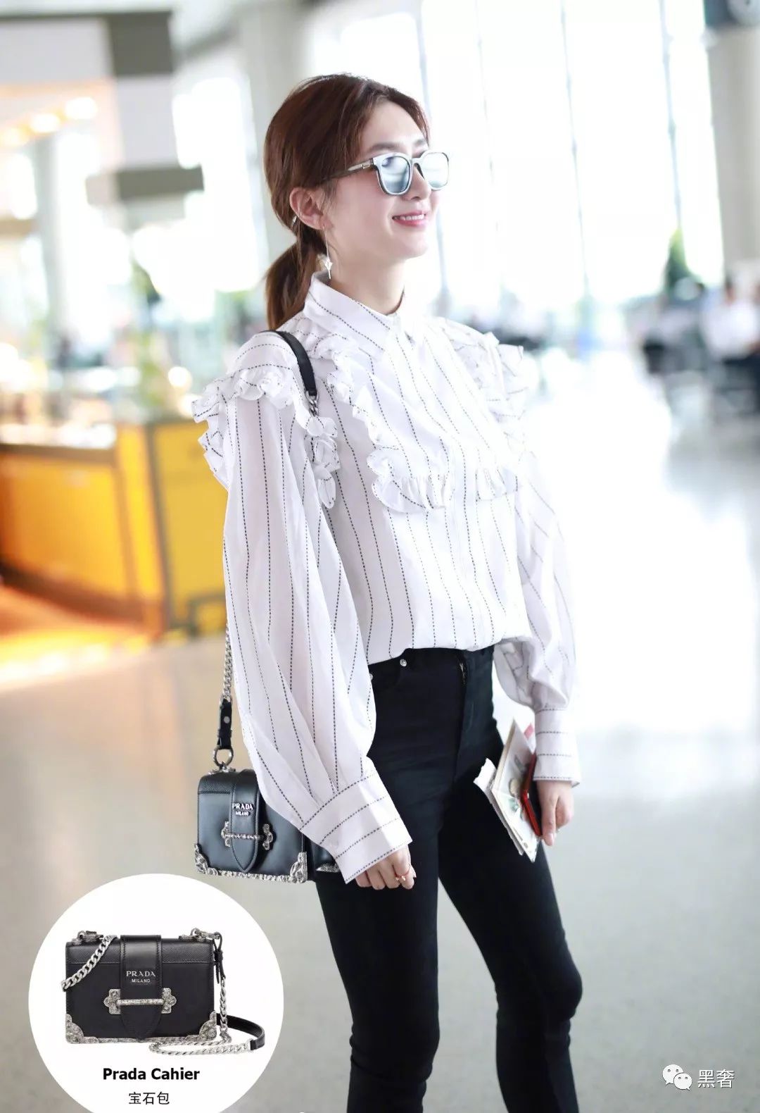 结婚当天适合妈妈背的包推荐,去参加婚礼背什么颜色的包合适