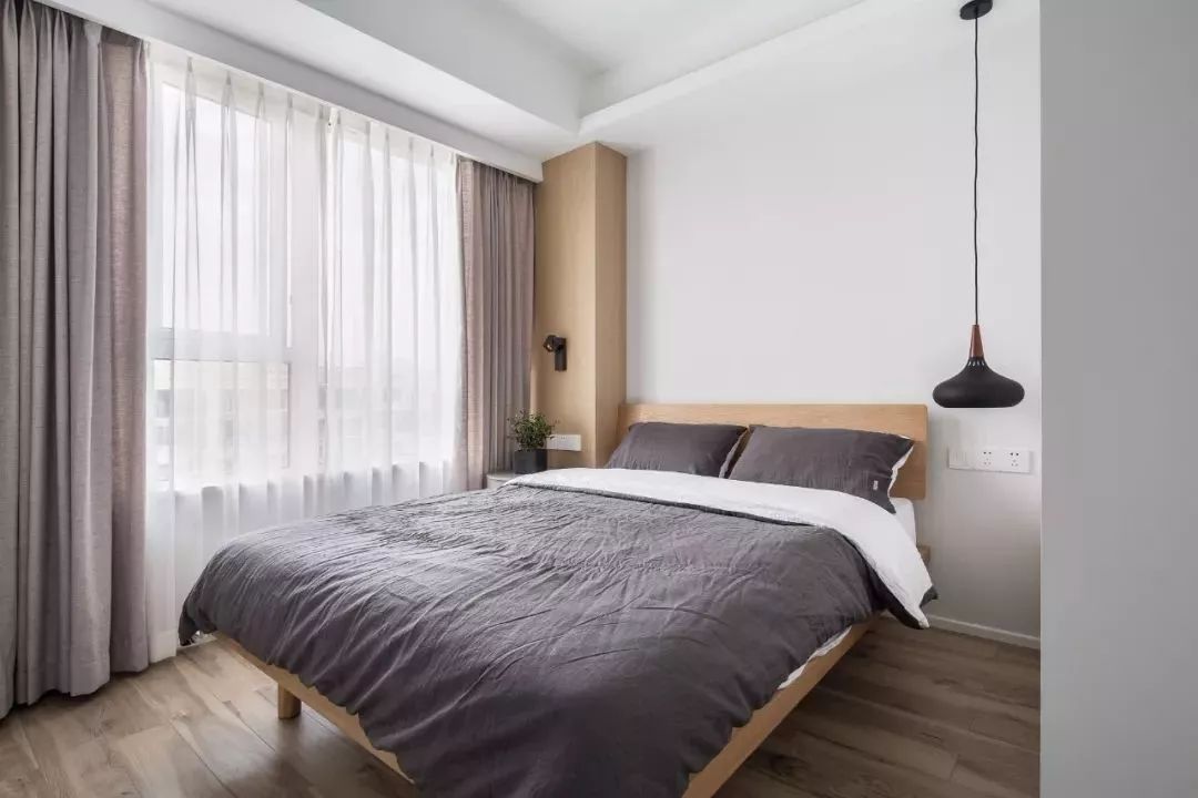 卧室装修窗户怎么装,客厅与卧室之间的窗户怎么装修