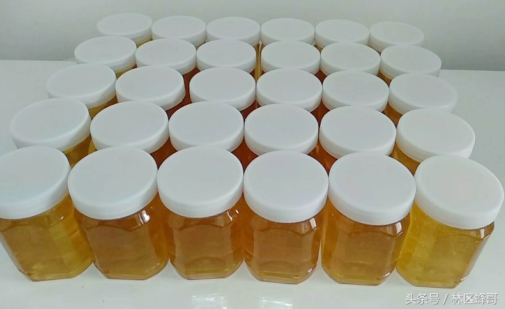 蜂蜜买固态的好还是买液态的好,蜂蜜买颜色深还是浅的好