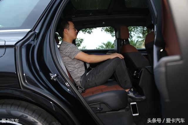 新款途锐比老款途锐小,全新大众途锐测评