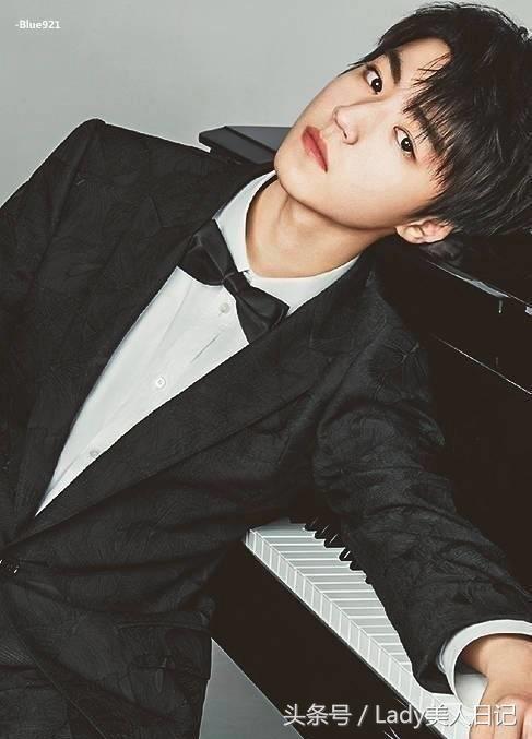 王俊凯芭莎封面,王俊凯近期穿搭