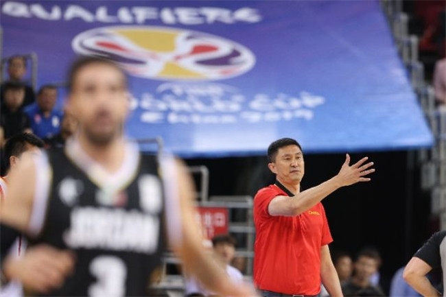 广东体育一周直播,广东体育晚间新闻