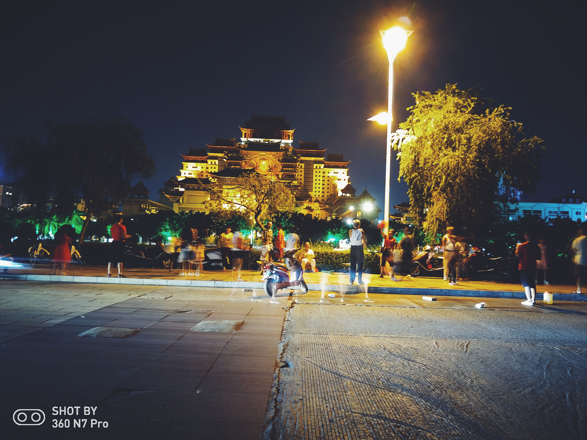 360n7pro跟哪款手机对比功能,360n7pro值得入手吗