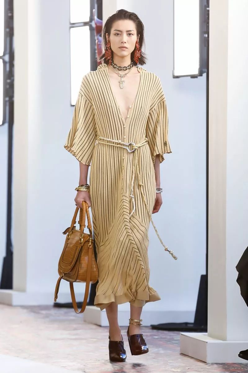 Chloé自由女神开启时尚乌托邦,MaisonMargiela鬼才升级!