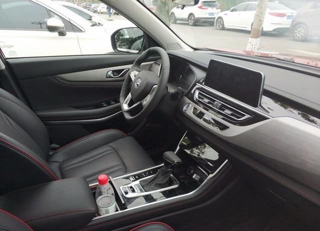 长安cs75与哈弗h6谁更值得买,长安cs75和哈弗h6选哪个更实惠