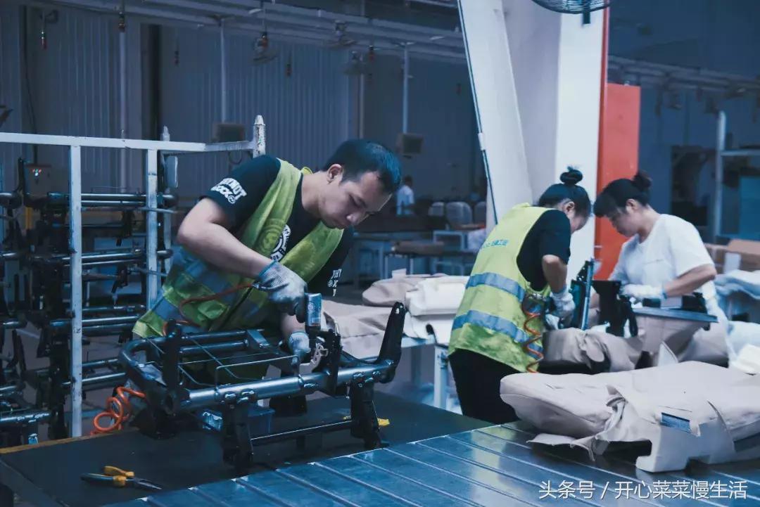 未来会被机器人替代吗,未来人类会被机器人取代吗