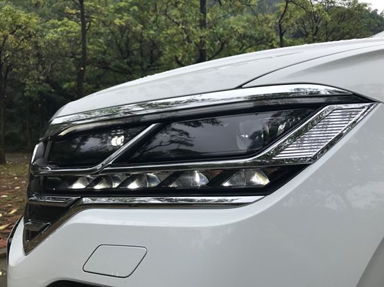 与奥迪q7同平台的大众suv,全新一代途锐即将北京首发高清