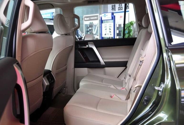 12年的5系还值多少钱,12年5系和12年a6怎么选