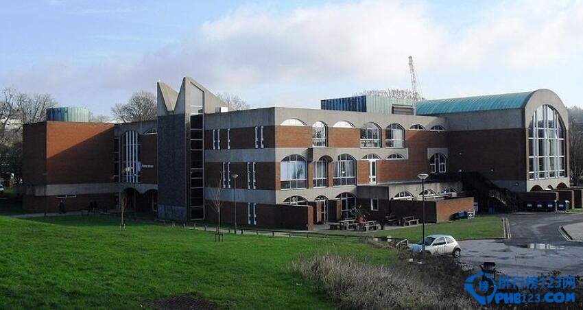 幸福感最强的国家排名,英国人心中top10大学