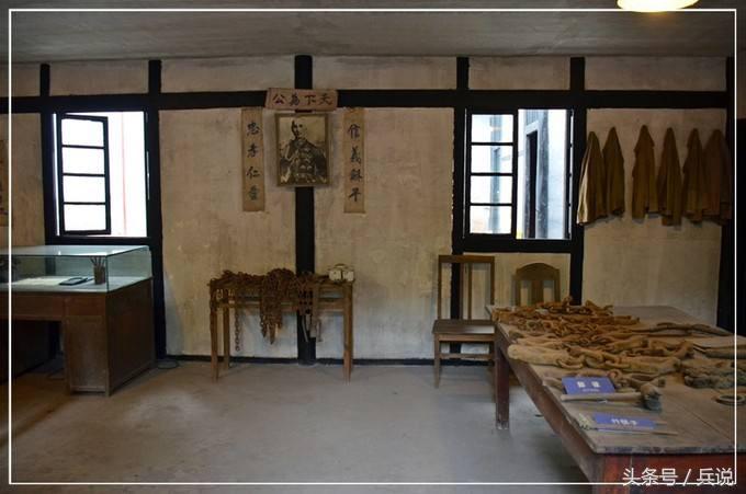 江姐烈士绣红旗照片,革命先烈江姐事迹