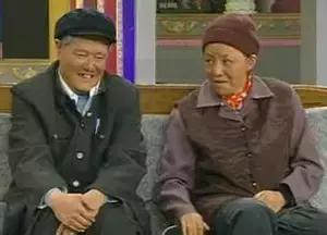 上厕所时发现厕所没纸了怎么办,原来上厕所没纸还能这样做