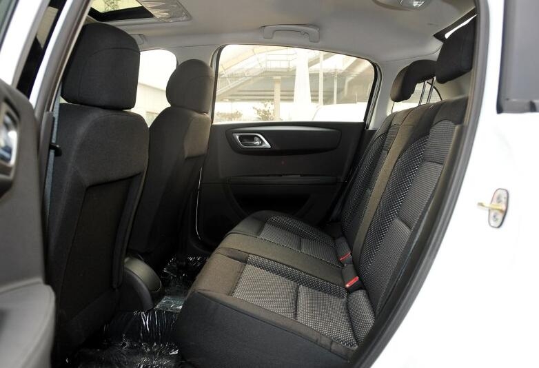 4万左右的车哪个最耐用,10年的凯越和世嘉哪个靠谱