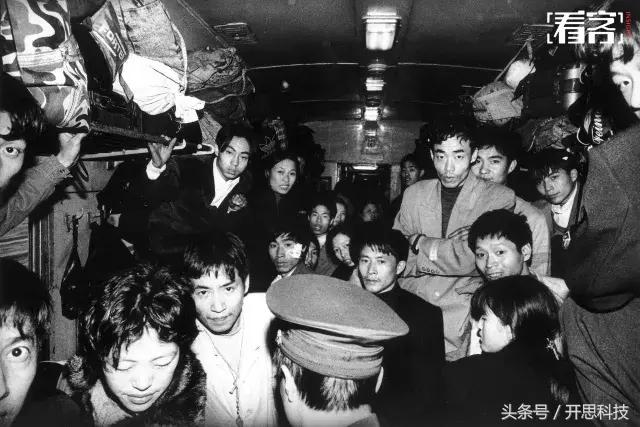 「人老了就开始喜欢怀旧」90年代的广州火车站，究竟有多恐怖？