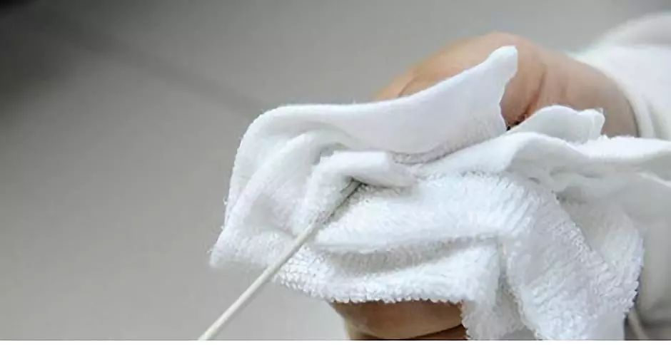 头戴式耳机怎么保养,长期戴耳机如何保养耳朵