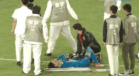 足球史上最悲剧的惨案,中甲现断腿惨案
