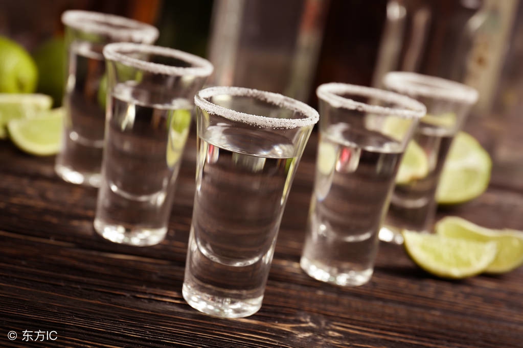 喝酒致人危险的危害有哪些,长期喝酒对人的三大危害搞笑