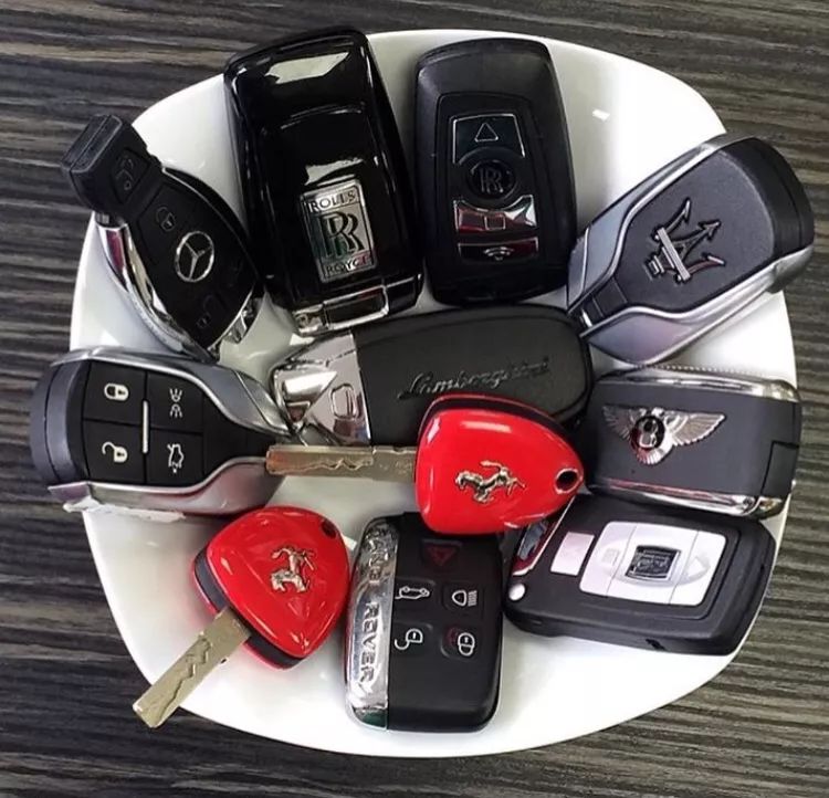 夜店假富二代们,夜店假富二代视频